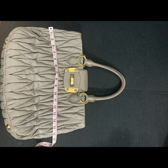 miu miu tote purse - Picture 4 of 16